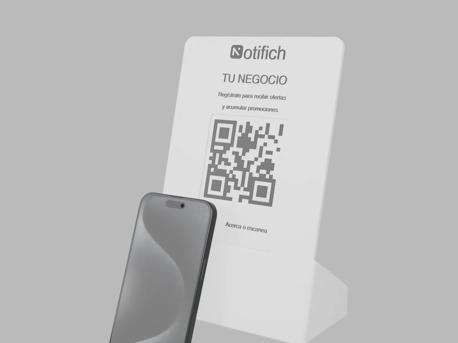 Un móvil haciendo tap NFC sobre el expositor Notifich